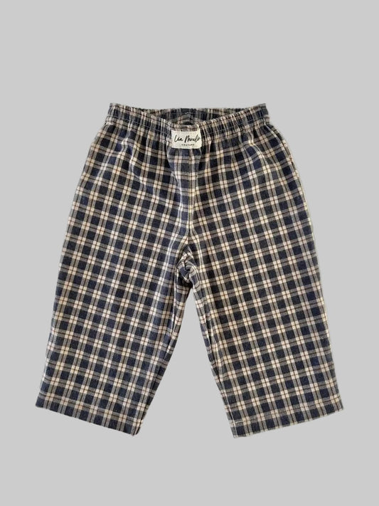 Pantalon à carreaux bleu marine et écru avec fins liserés marron, taille élastiquée, vue de face