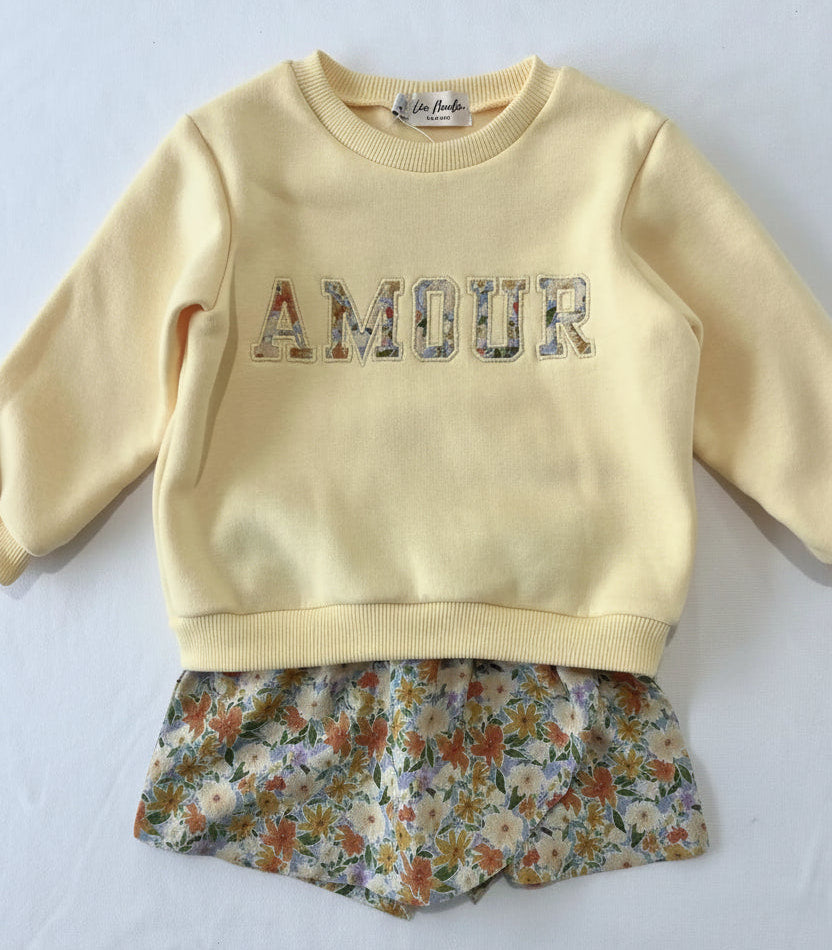 Ensemble bébé fille Blanche, sweat jaune brodé Amour et jupe-culotte fleurie viscose lin - fait main en France