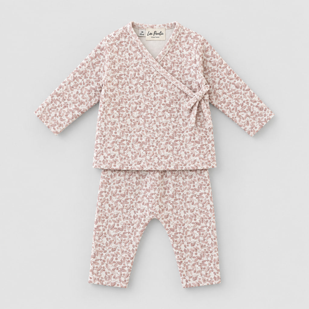 Ensemble bébé à plat : brassière cache-cœur à nœud et pantalon sarouel en coton à motif de feuillage rose poudré