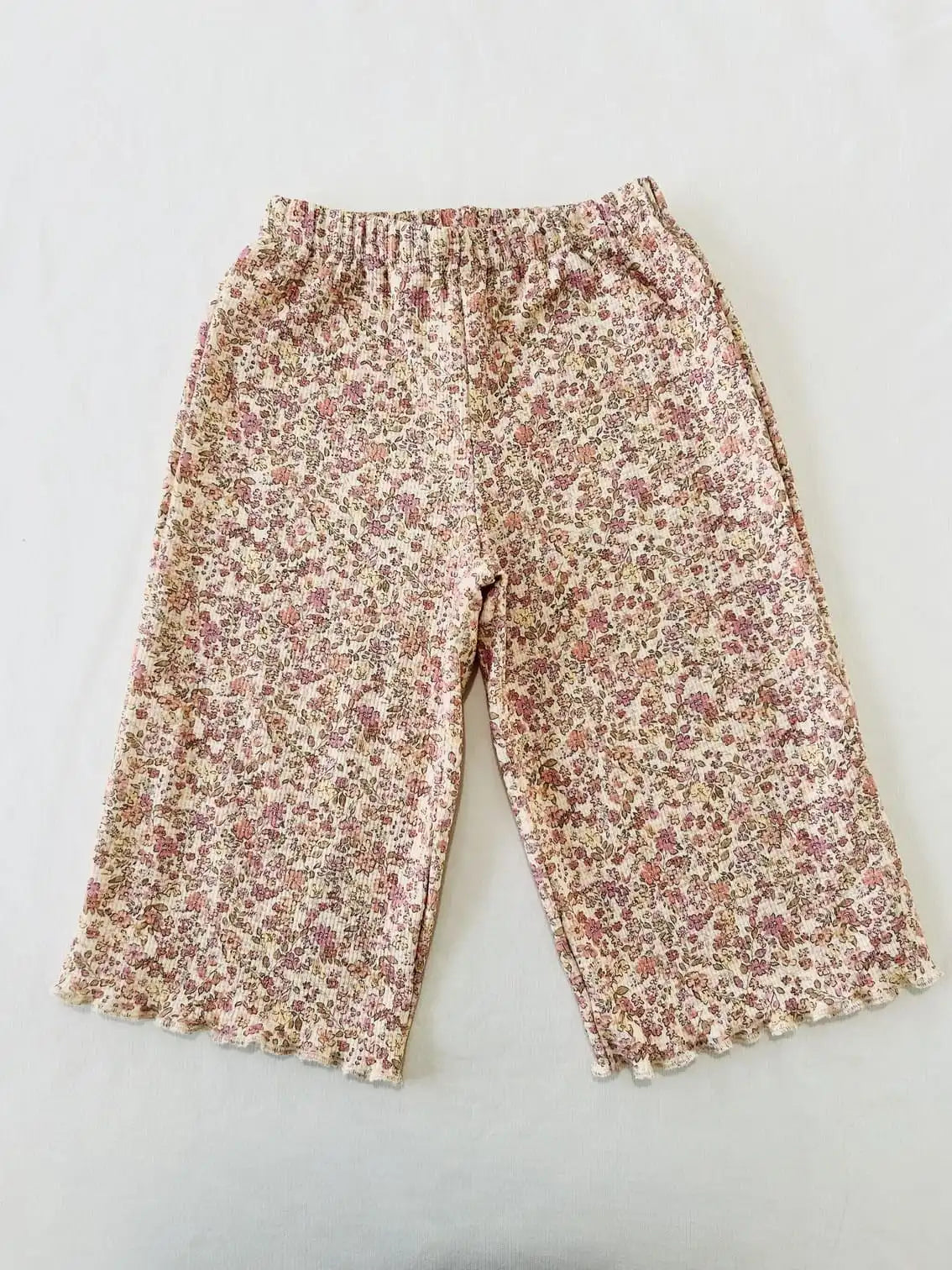 Pantalon large gaufré fleuri rose pour bébé fille, taille élastique, marque Léa Moulin Couture