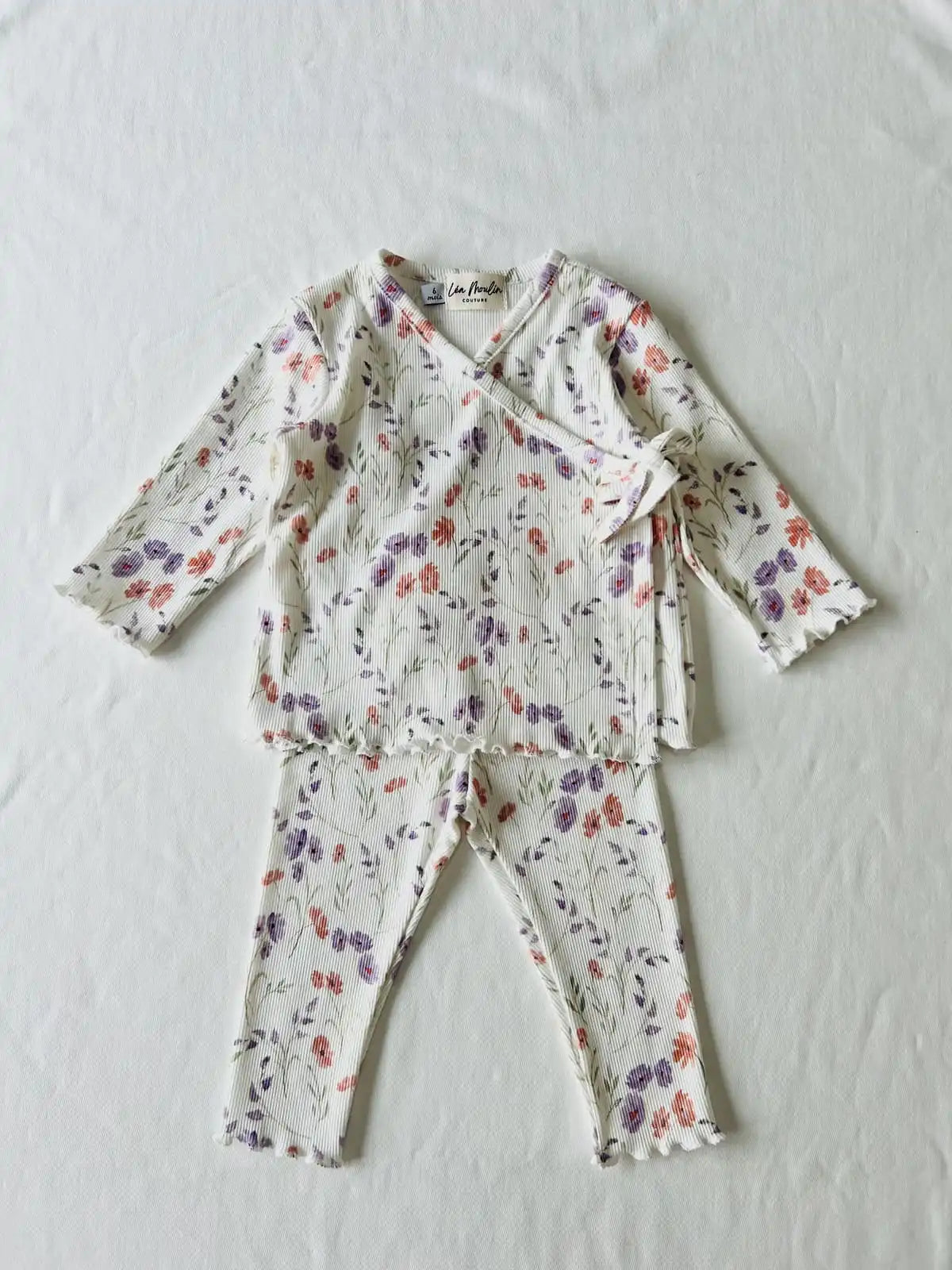 Vêtement bébé fille fait main France : ensemble modèle Olympe en coton côtelé.